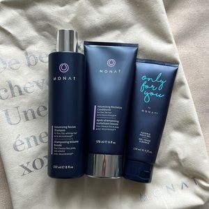 Monat shampoo conditioner and gel! Volumizing! With cute bag.
